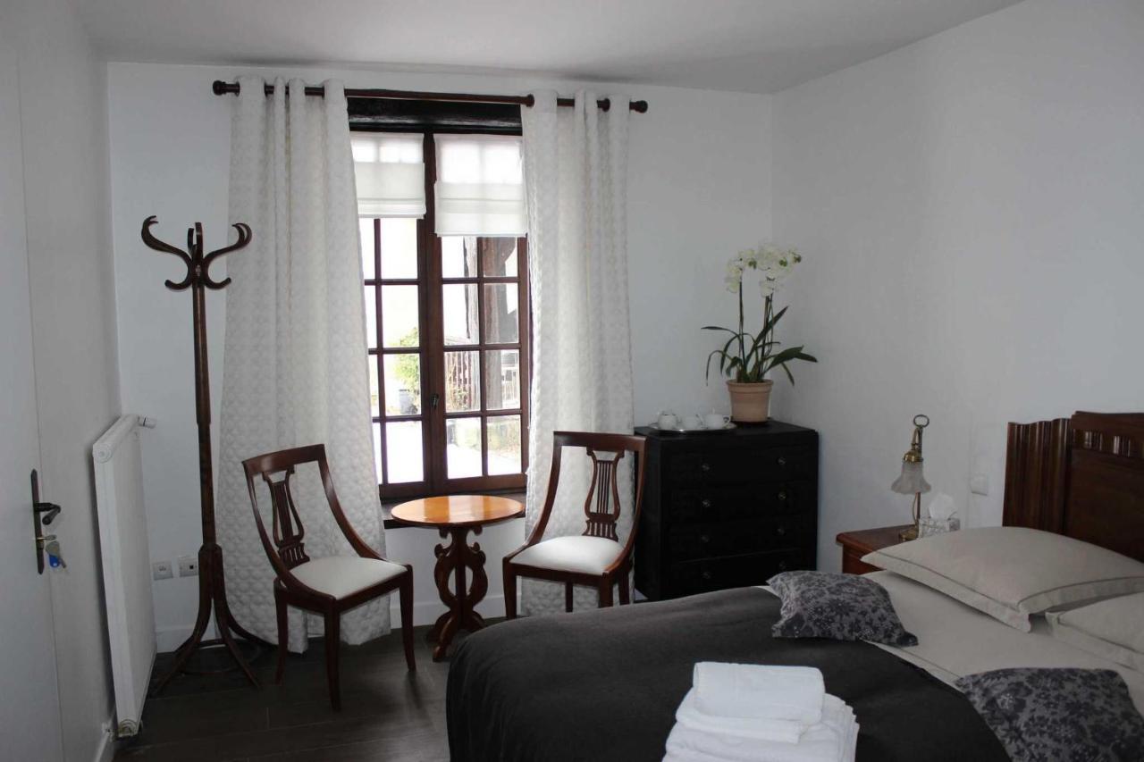 Le Clos Dormont Saint-Etienne-sous-Bailleul ภายนอก รูปภาพ